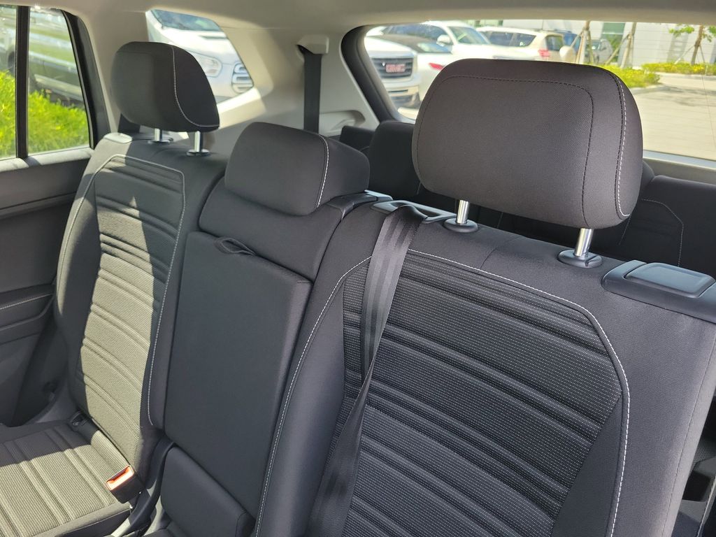 2023 Volkswagen Tiguan S - Photo 10