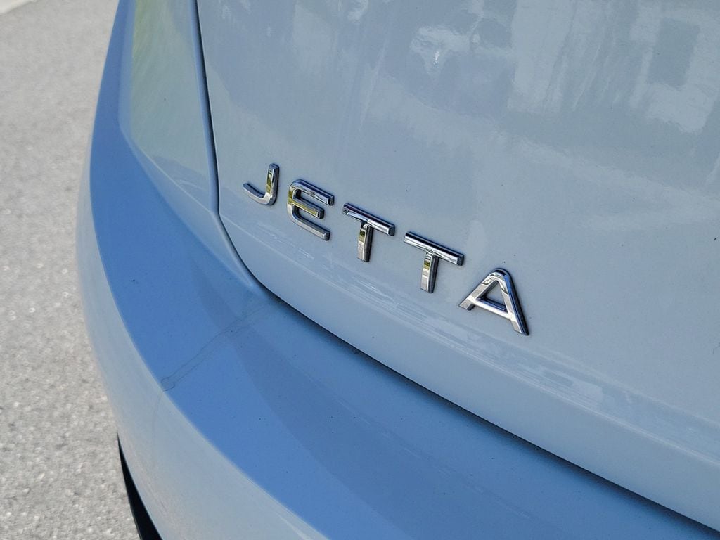 2023 Volkswagen Jetta SE - Photo 5