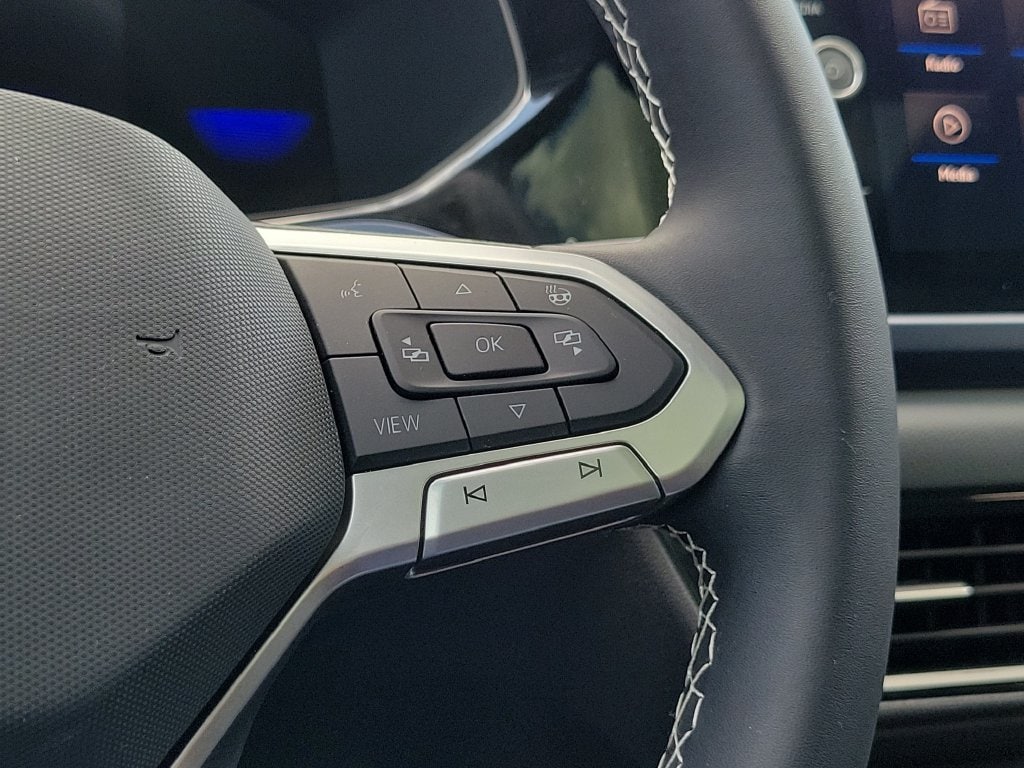 2023 Volkswagen Taos SE - Photo 24