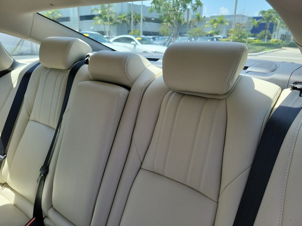2020 Honda Accord EX - Photo 9