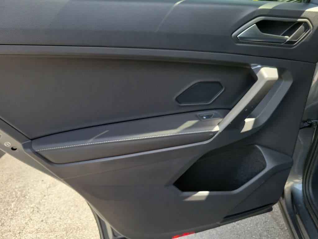 2023 Volkswagen Tiguan S - Photo 8