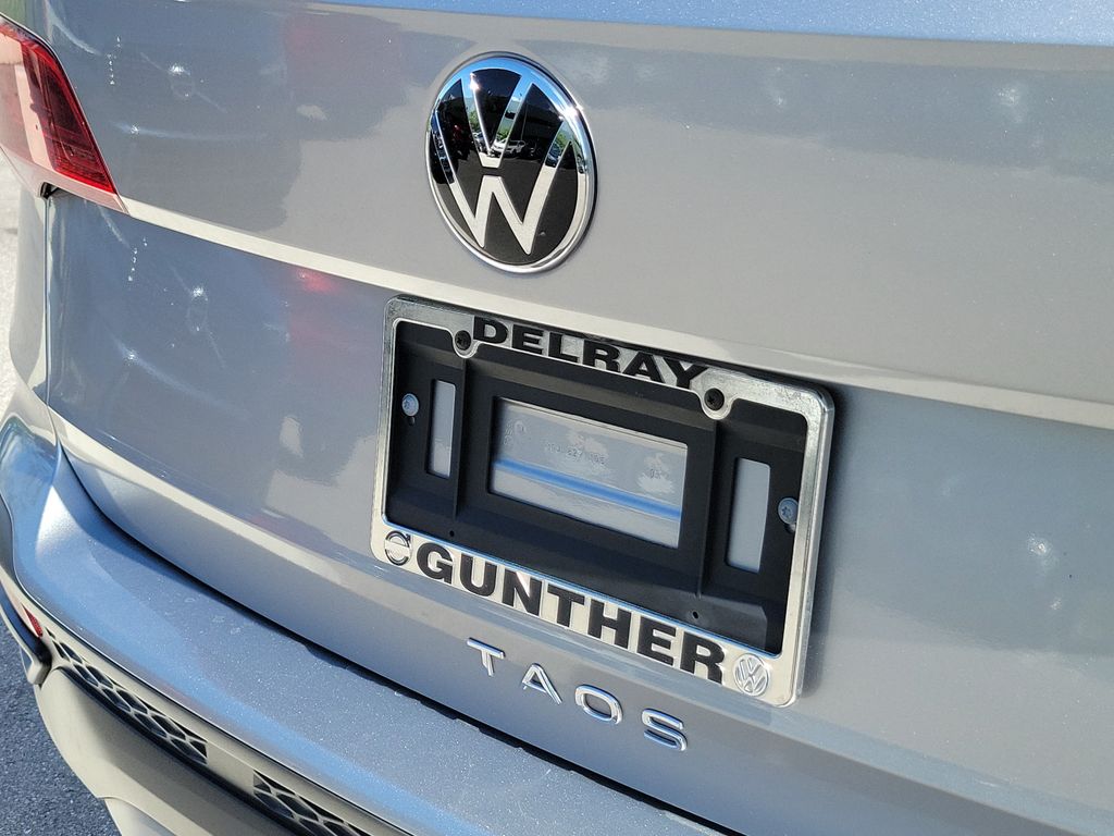 2024 Volkswagen Taos S - Photo 5