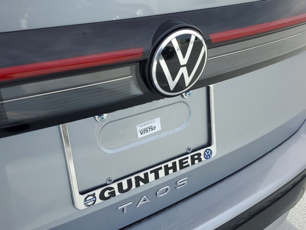 2025 Volkswagen Taos S - Photo 7