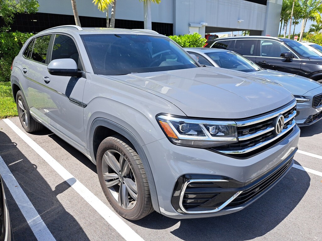 Used 2021 Volkswagen Atlas Cross Sport 3.6L V6 SE w/Technology R-Line SUV