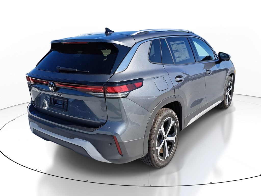 New 2026 Volkswagen Tiguan 2.0T SE SUV