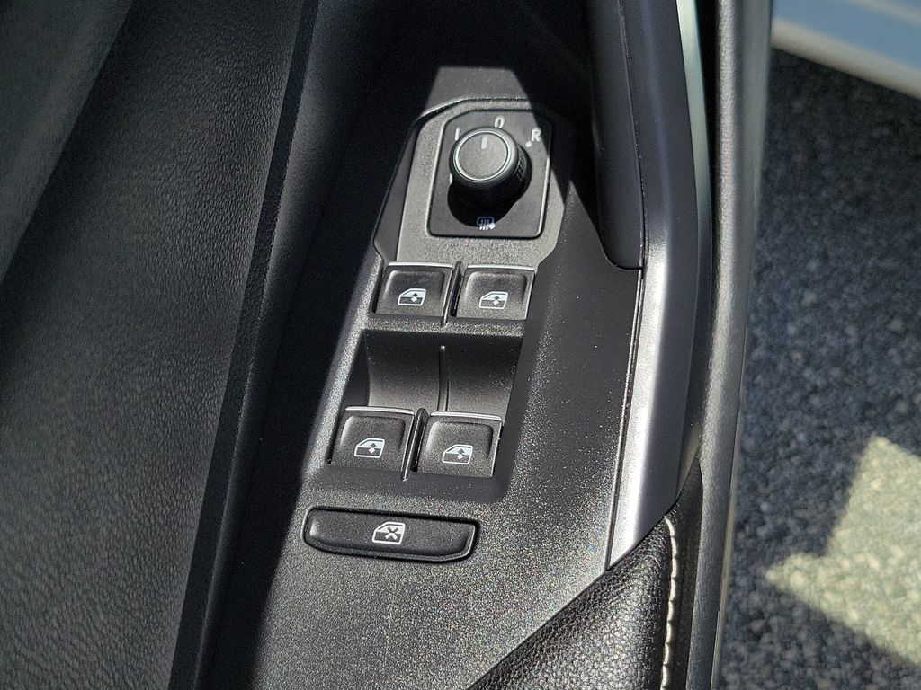 2025 Volkswagen Jetta S - Photo 16