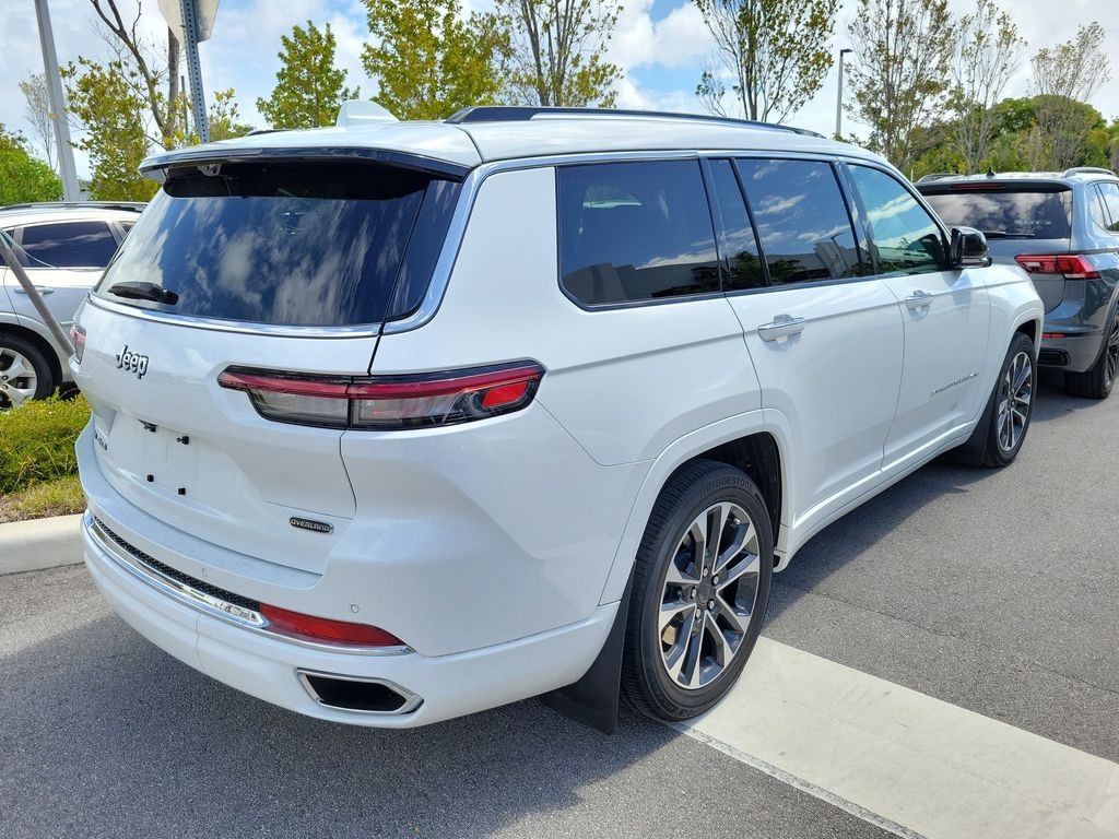 Used 2022 Jeep New Grand Cherokee Overland SUV