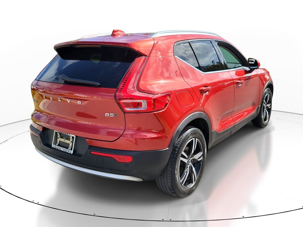 Used 2023 Volvo XC40 B5 AWD Plus Bright SUV