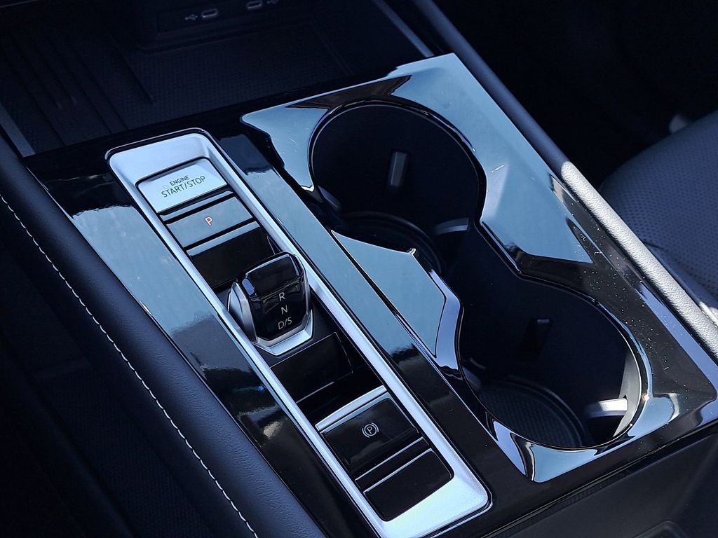 2026 Volkswagen Atlas SE w/Tech - Photo 29