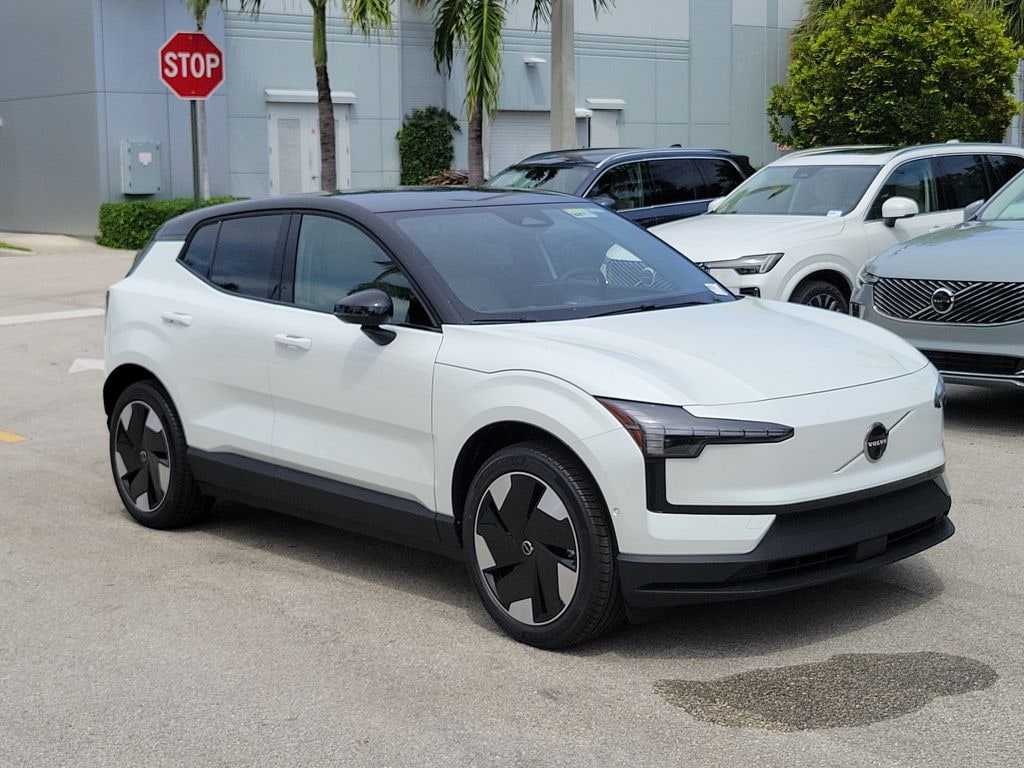 New 2026 Volvo EX30 Twin Motor Ultra SUV