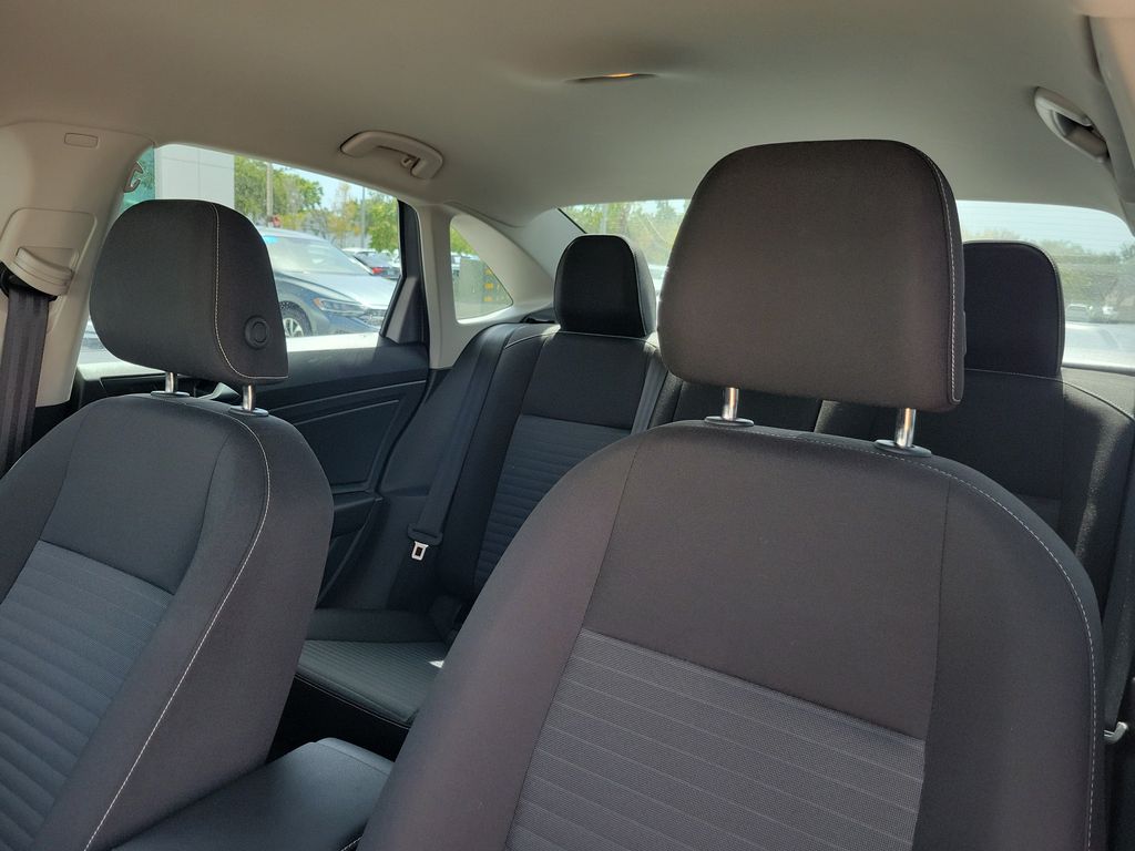2024 Volkswagen Jetta S - Photo 19