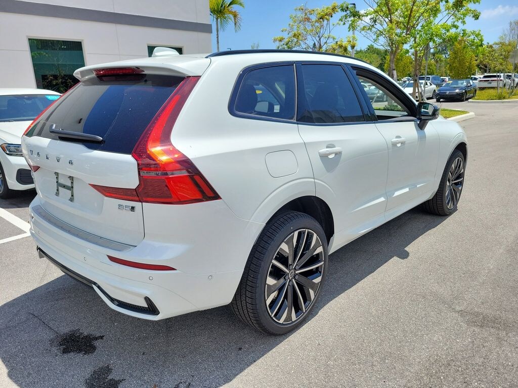 New 2026 Volvo XC60 B5 Ultra SUV