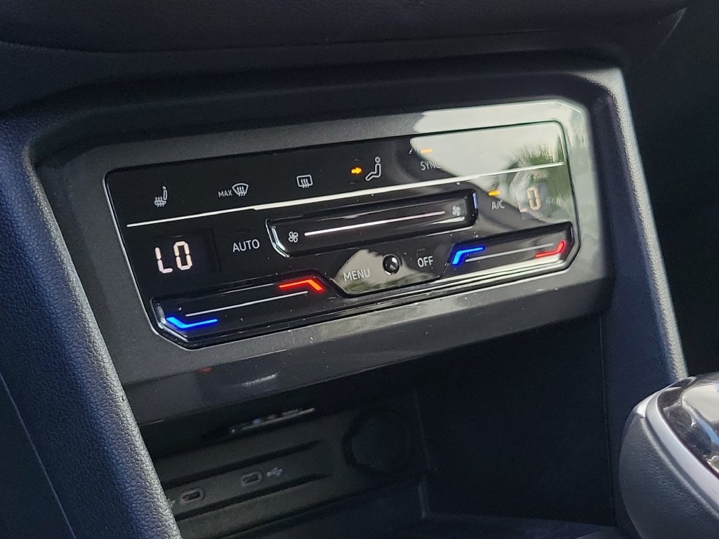 2024 Volkswagen Tiguan SE - Photo 30