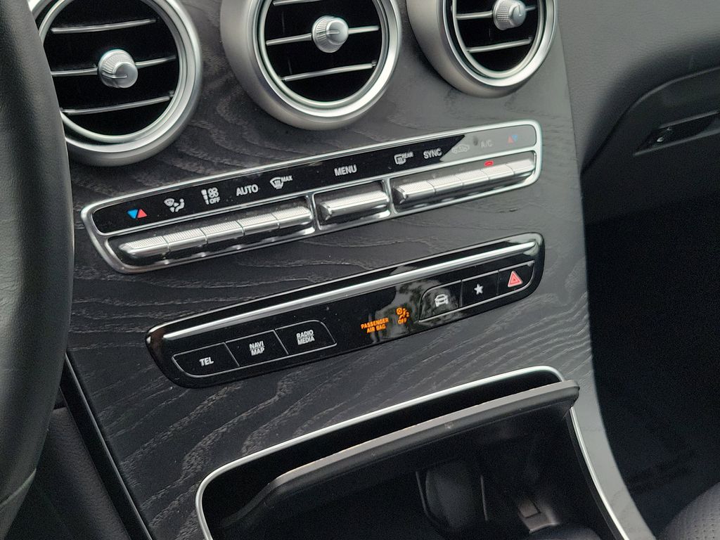 2022 Mercedes-Benz GLC Coupe GLC300 - Photo 30