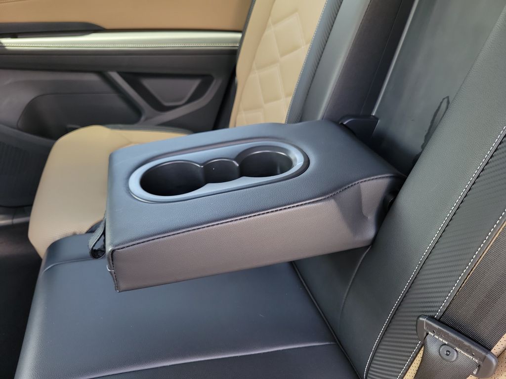 2024 Volkswagen Atlas Cross Sport SE - Photo 11