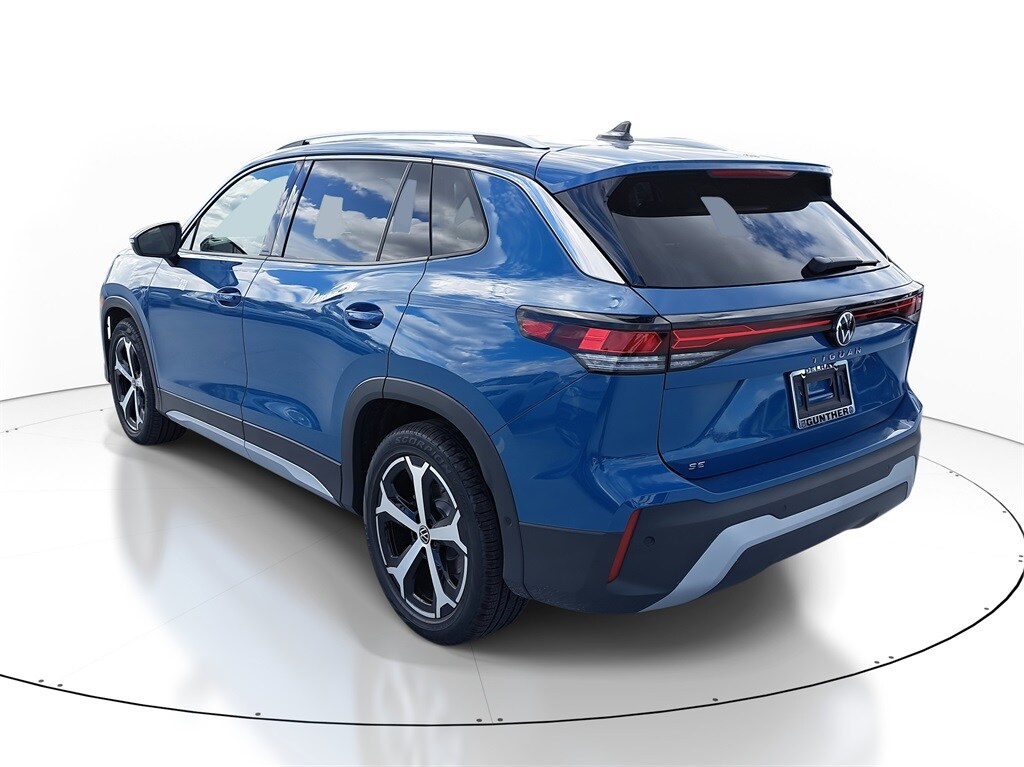 New 2026 Volkswagen Tiguan 2.0T SE SUV