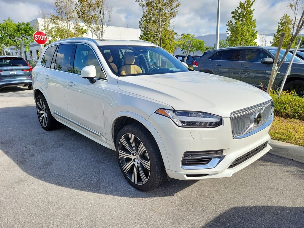 Used 2025 Volvo XC90 plug-in hybrid T8 Ultra 7-Seater SUV