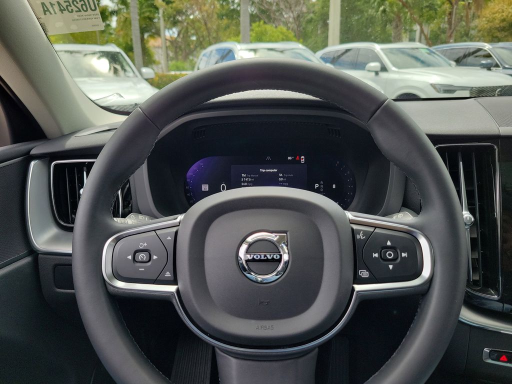 2024 Volvo XC60 Core - Photo 23
