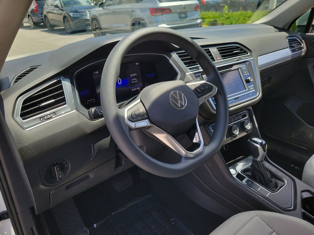 2022 Volkswagen Tiguan S - Photo 18