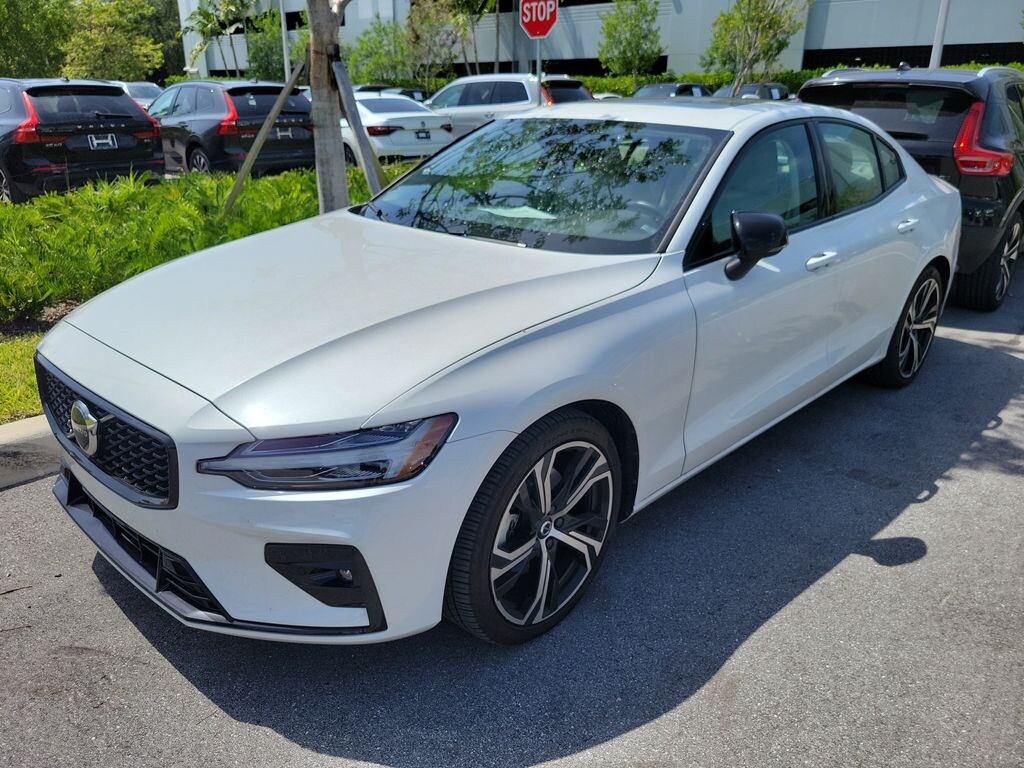 Used 2024 Volvo S60 B5 Core Dark Sedan