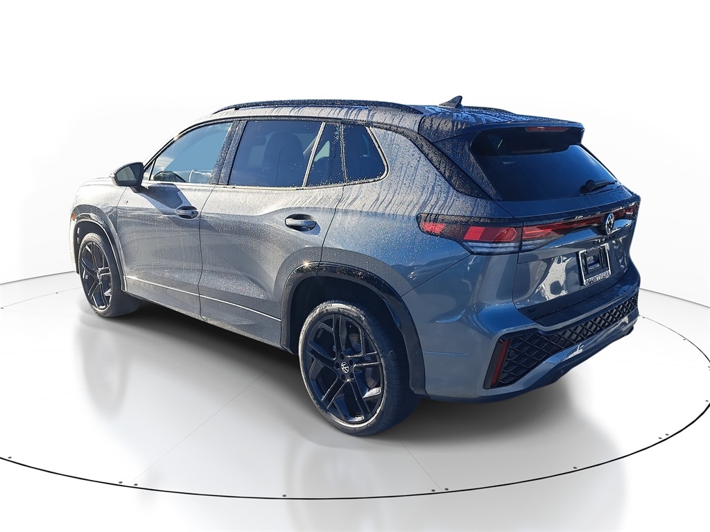 New 2025 Volkswagen Tiguan 2.0T SE R-Line Black SUV