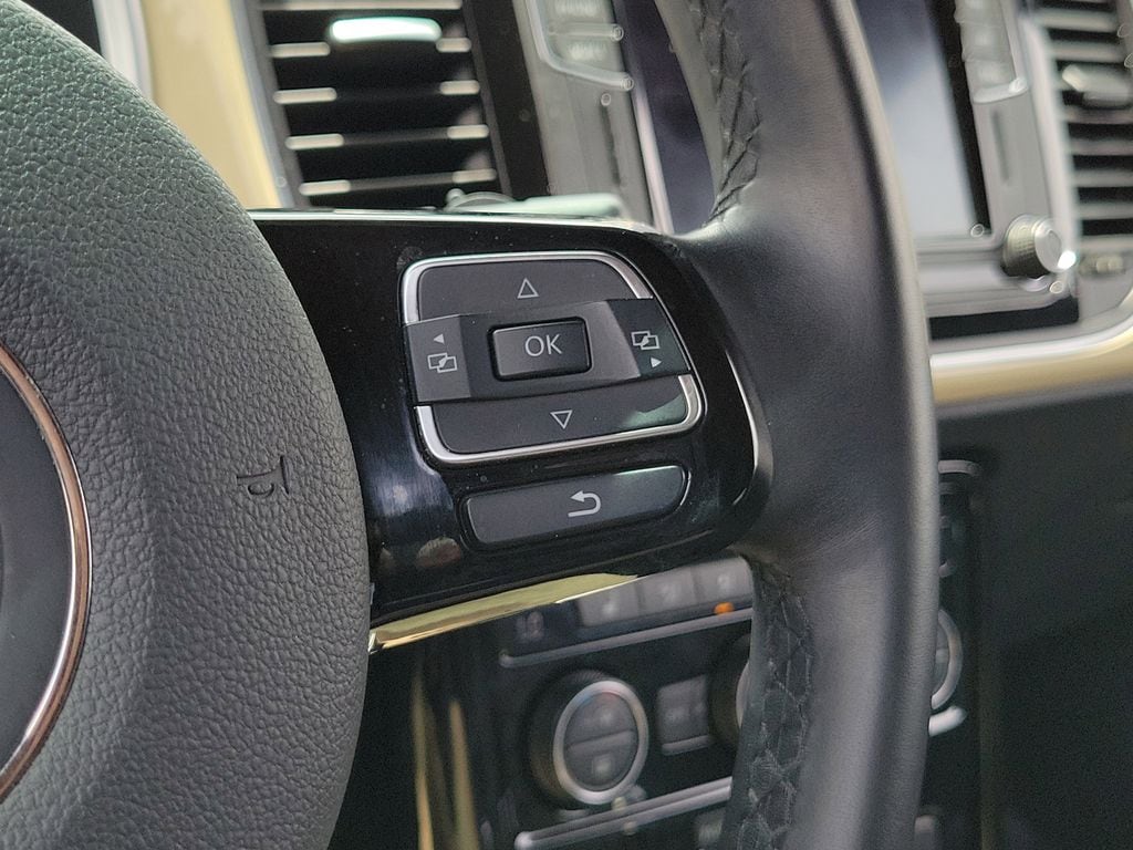 2019 Volkswagen Beetle SE - Photo 19