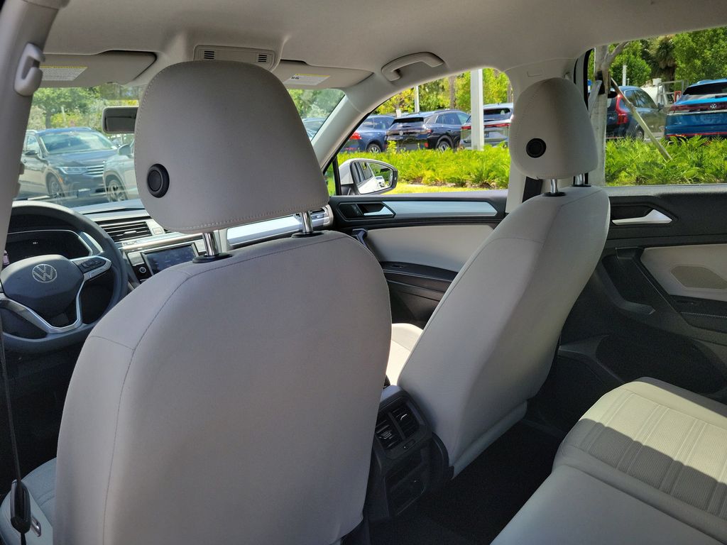 2022 Volkswagen Tiguan S - Photo 12
