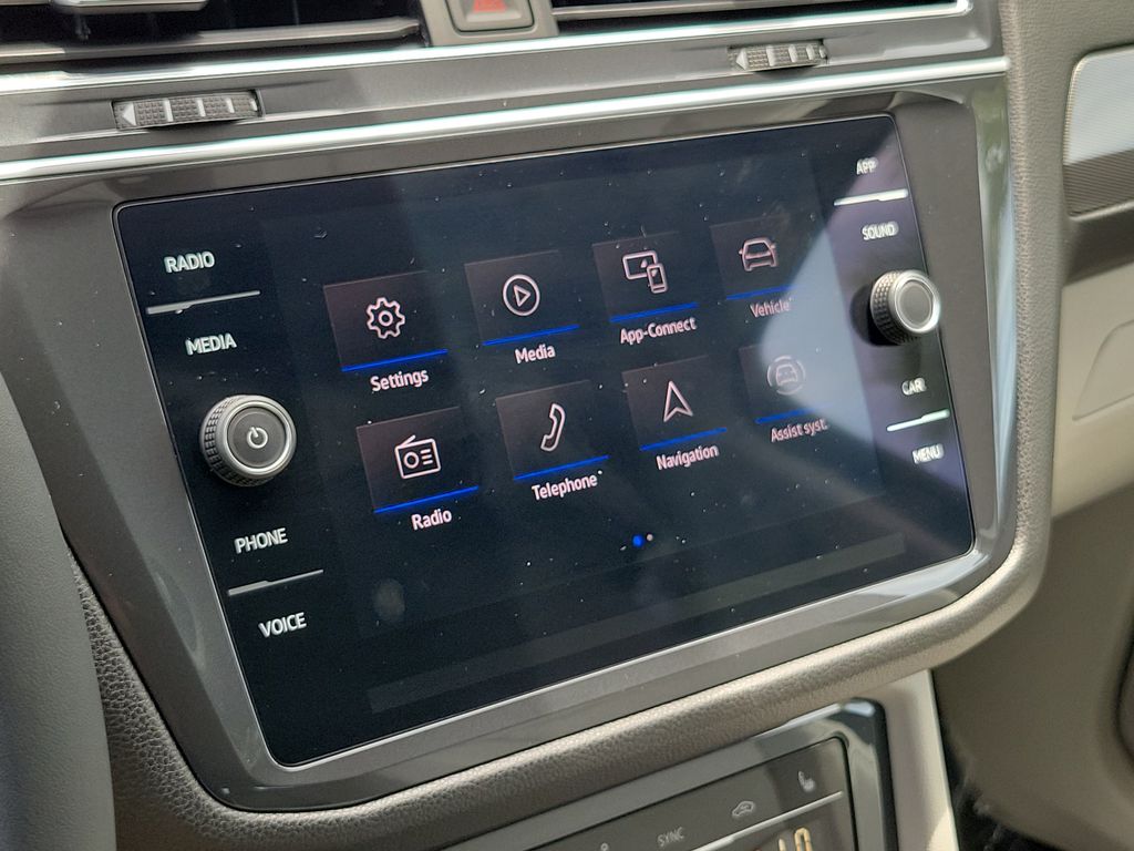 2023 Volkswagen Tiguan SE - Photo 29