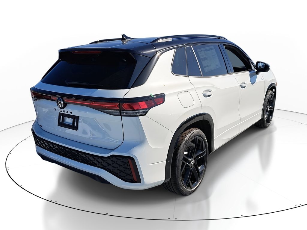 New 2026 Volkswagen Tiguan 2.0T SE R-Line Black SUV