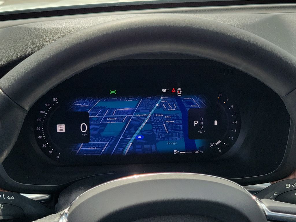2024 Volvo XC60 Plus - Photo 26