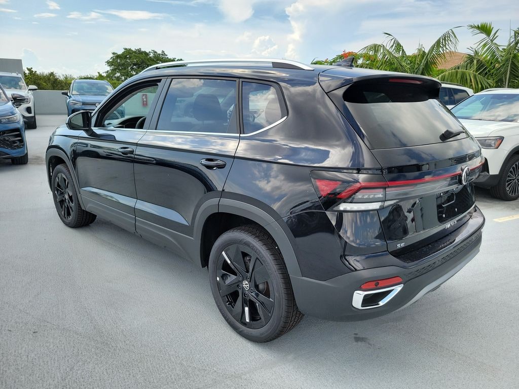 New 2026 Volkswagen Taos 1.5T SE SUV