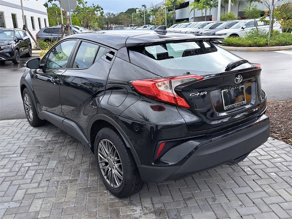 Used 2021 Toyota C-HR LE SUV