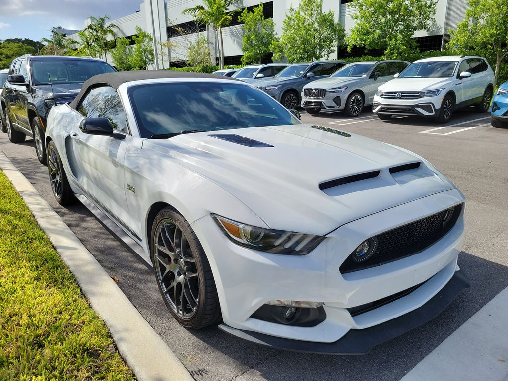 2016 Ford Mustang GT Convertible Premium's photo