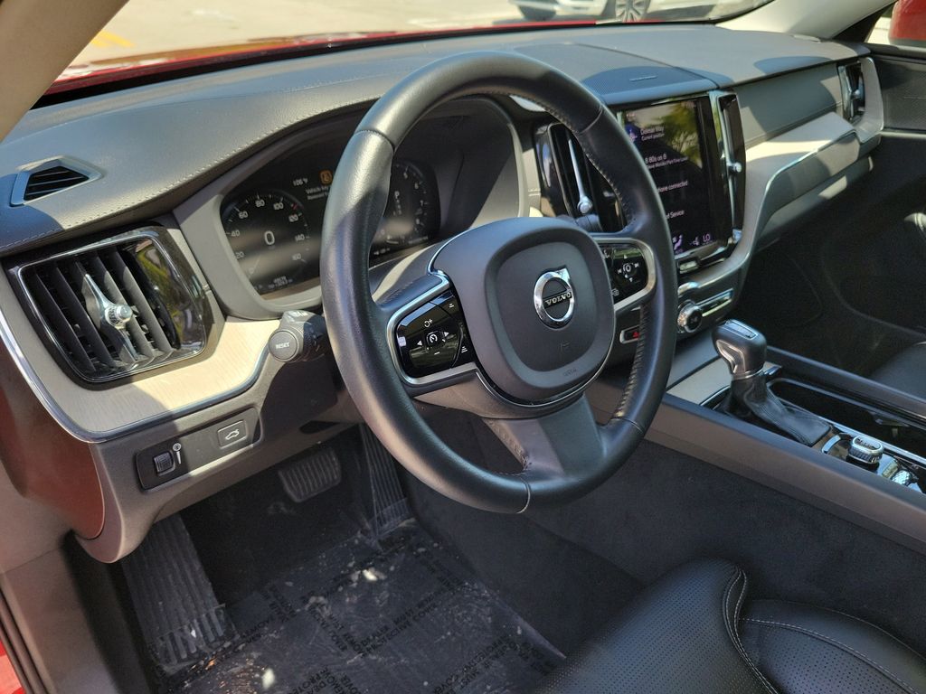 2021 Volvo XC60 Inscription - Photo 19