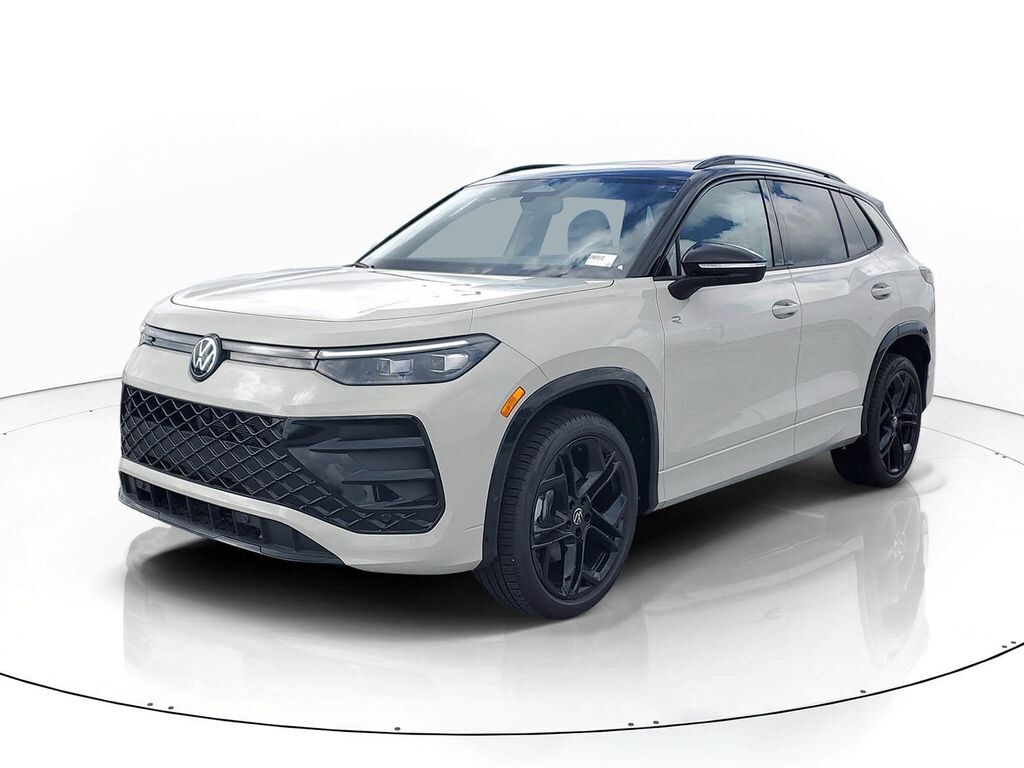 New 2026 Volkswagen Tiguan SE R-Line Black SUV