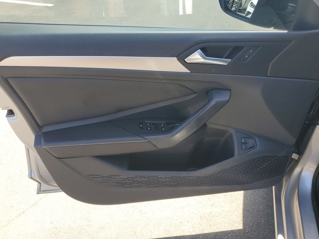 2024 Volkswagen Jetta Sport - Photo 13