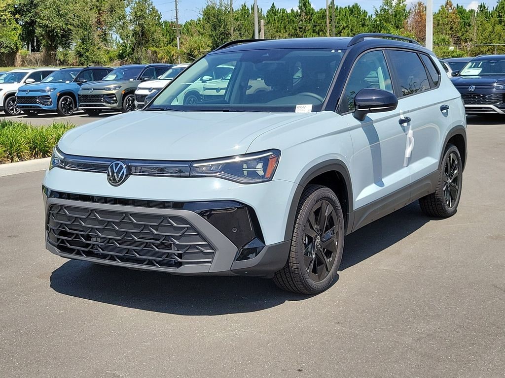 New 2026 Volkswagen Taos 1.5T SE Black SUV