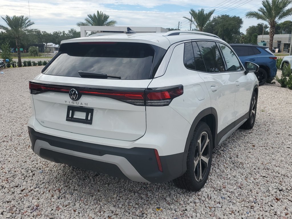 New 2026 Volkswagen Tiguan SE SUV