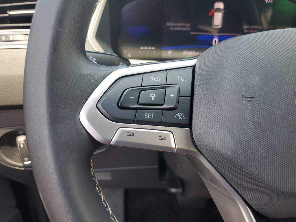 2024 Volkswagen Tiguan SE - Photo 18