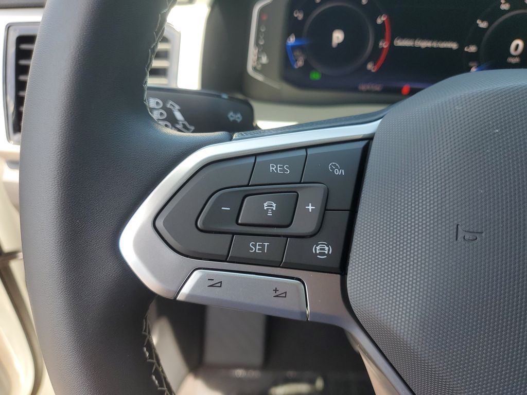 2023 Volkswagen Atlas Cross Sport SE w/Tech - Photo 17