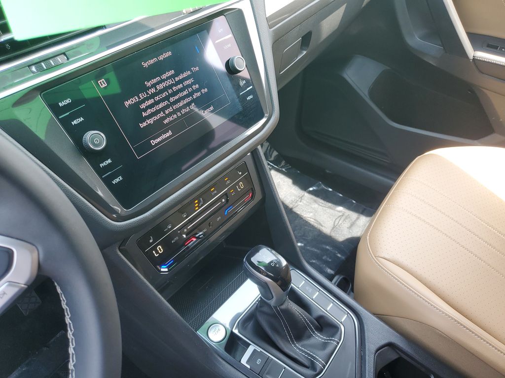 2024 Volkswagen Tiguan SE - Photo 21