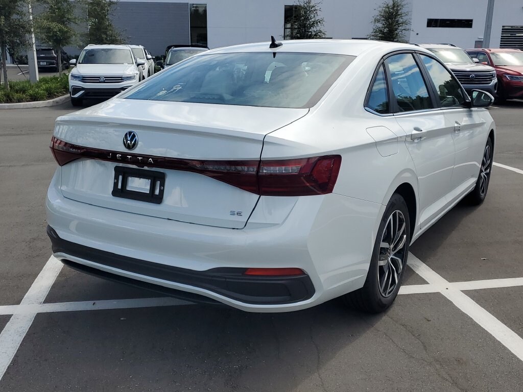New 2027 Volkswagen Jetta 1.5T SE Sedan