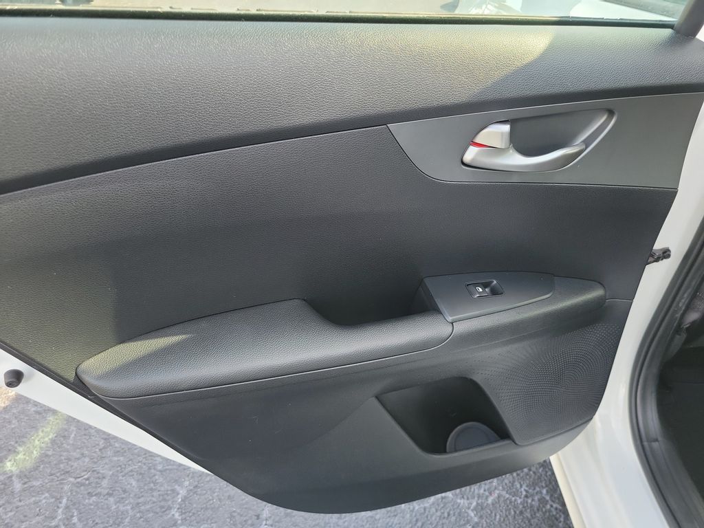 2020 Kia FORTE FE - Photo 13