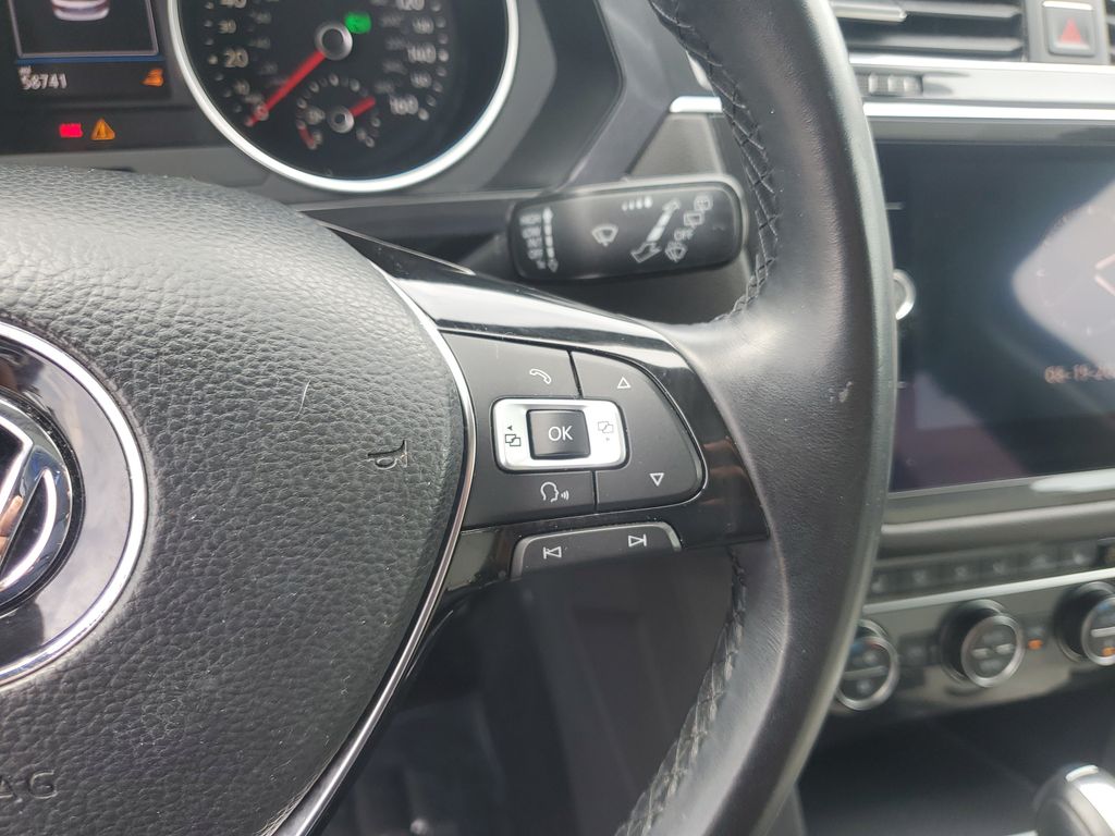 2018 Volkswagen Tiguan SE - Photo 19