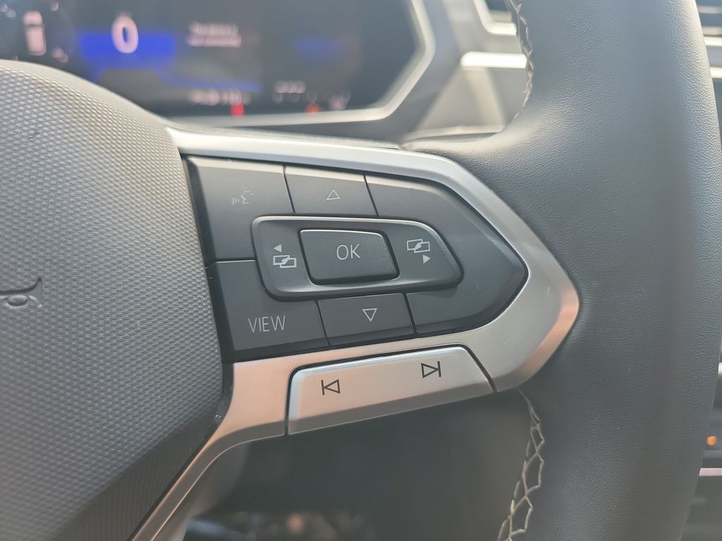 2024 Volkswagen Tiguan SE - Photo 21
