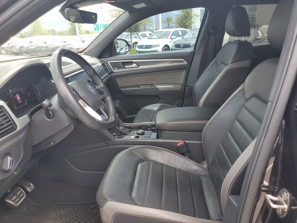 2023 Volkswagen Atlas Cross Sport SEL Premium R-Line - Photo 17