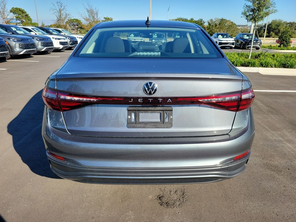 New 2025 Volkswagen Jetta 1.5T S Sedan