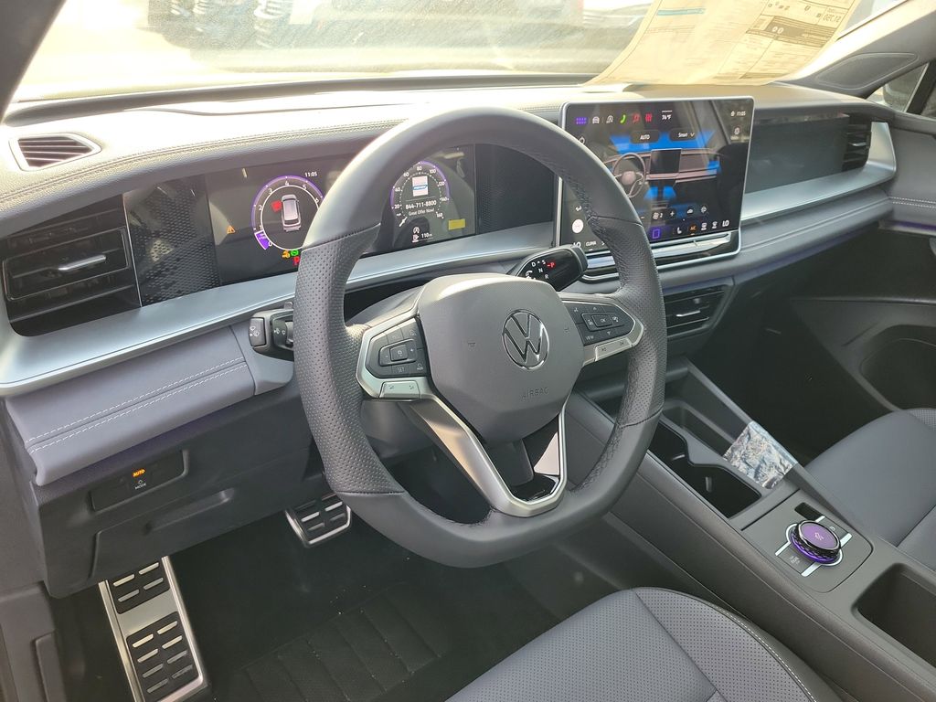 2026 Volkswagen Tiguan SE R-LINE BLACK - Photo 16