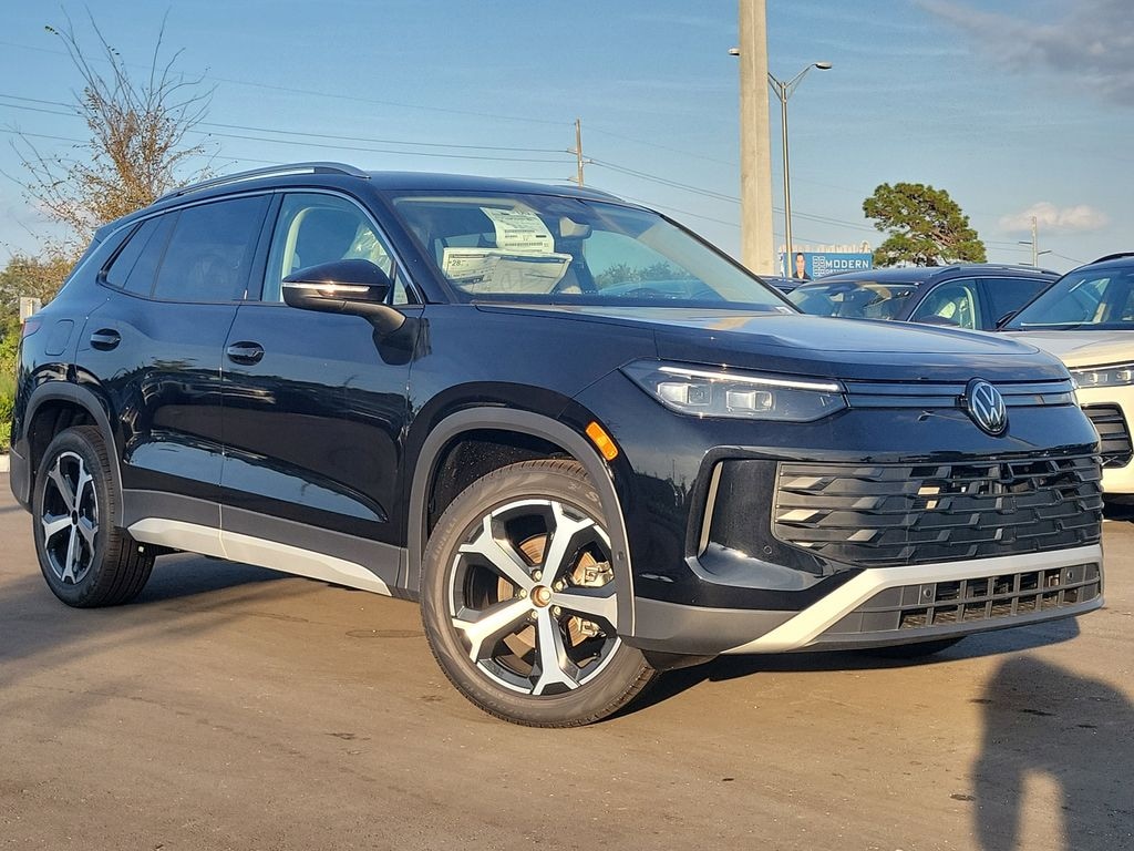 New 2025 Volkswagen Tiguan 2.0T SE SUV