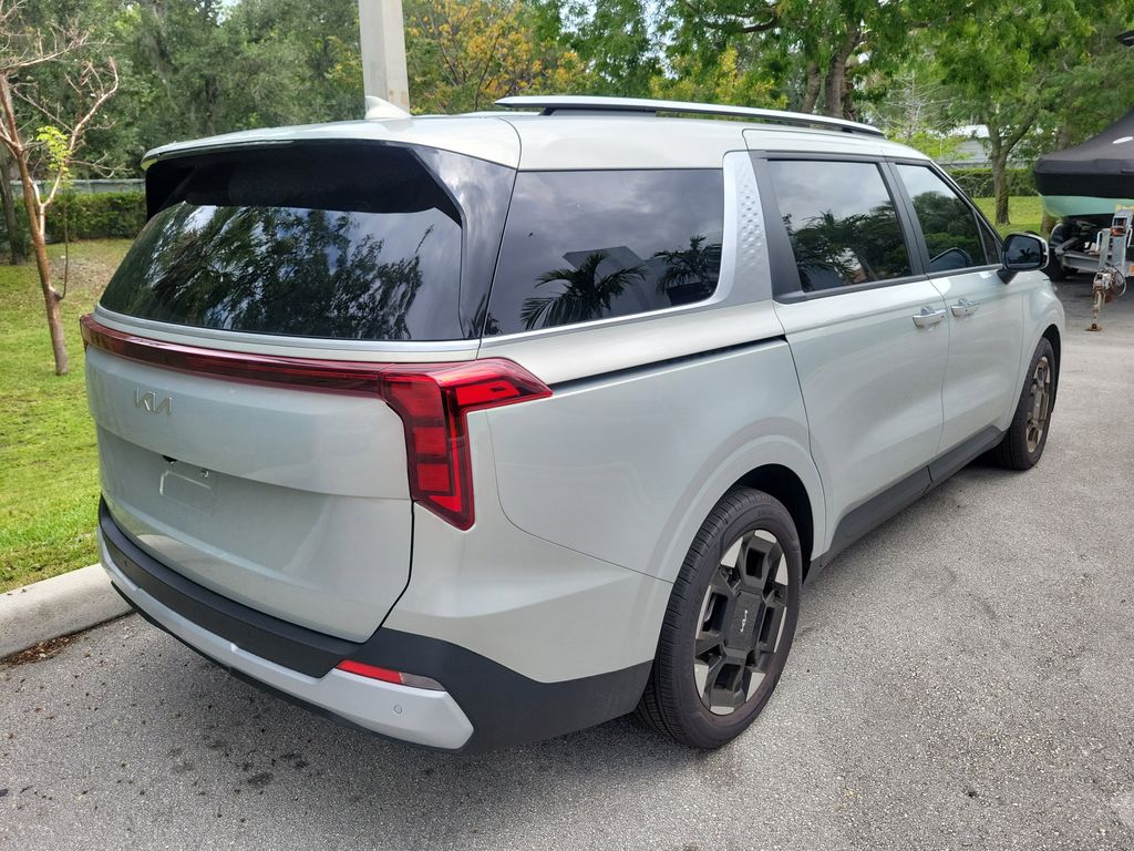 2026 Kia Carnival EX - Photo 4